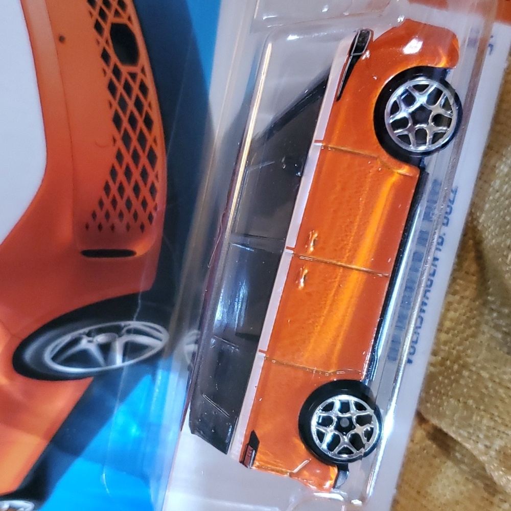 Hot Wheels - Picture 2 of 9